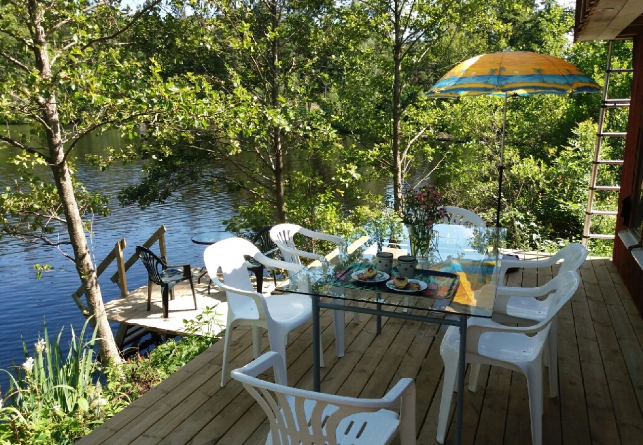 Ferienhaus in Tving - Naturparadies an einem kleinen See in Südschweden