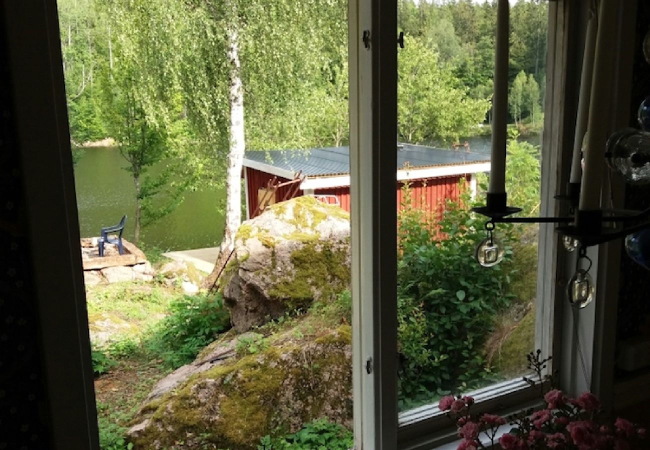 Ferienhaus in Tving - Naturparadies an einem kleinen See in Südschweden