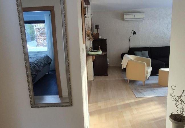 Ferienhaus in Flen - Ferienhaus im Herzen von Sörmland mit Sauna und Spa (mietbar) Ferienhaus in Flen - Ferienhaus im Herzen von Sörmland mit Sauna und Spa (mietbar)