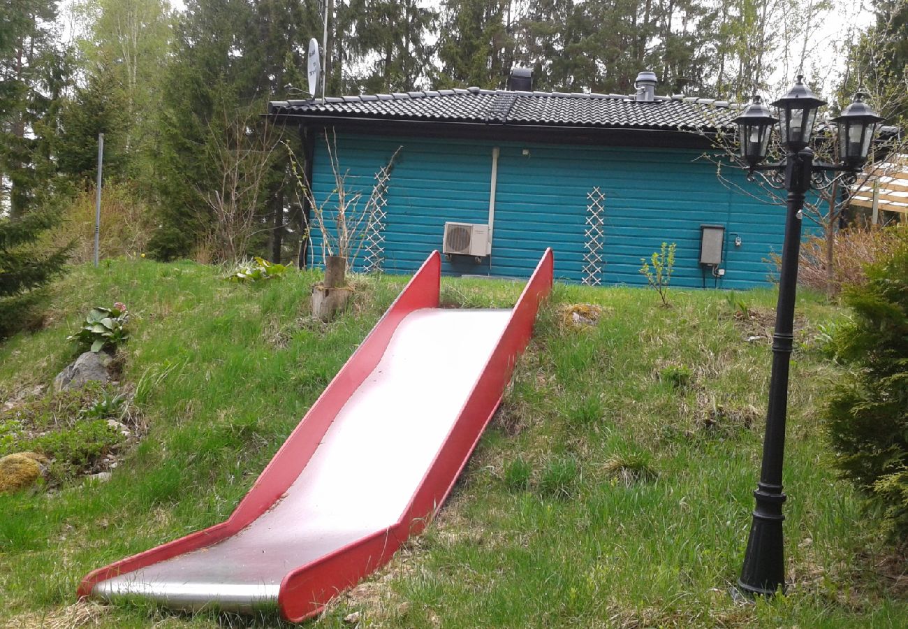 Ferienhaus in Flen - Ferienhaus im Herzen von Sörmland mit eigenem Boot, Sauna und Spa