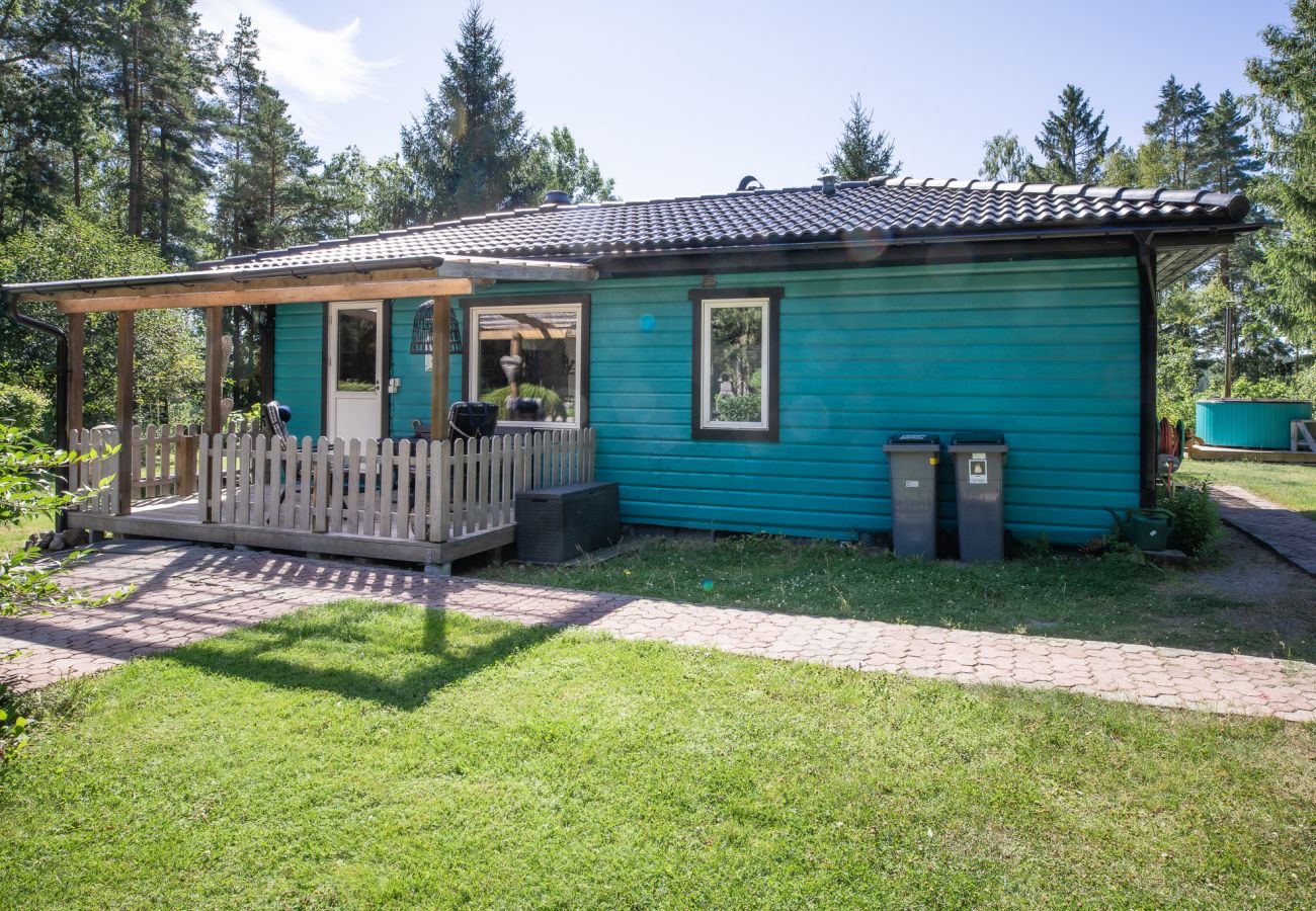 Ferienhaus in Flen - Ferienhaus im Herzen von Sörmland mit eigenem Boot, Sauna und Spa