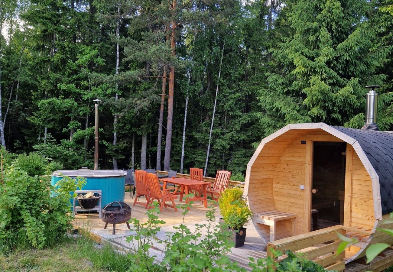 Ferienhaus in Flen - Ferienhaus im Herzen von Sörmland mit Sauna und Spa (mietbar)
