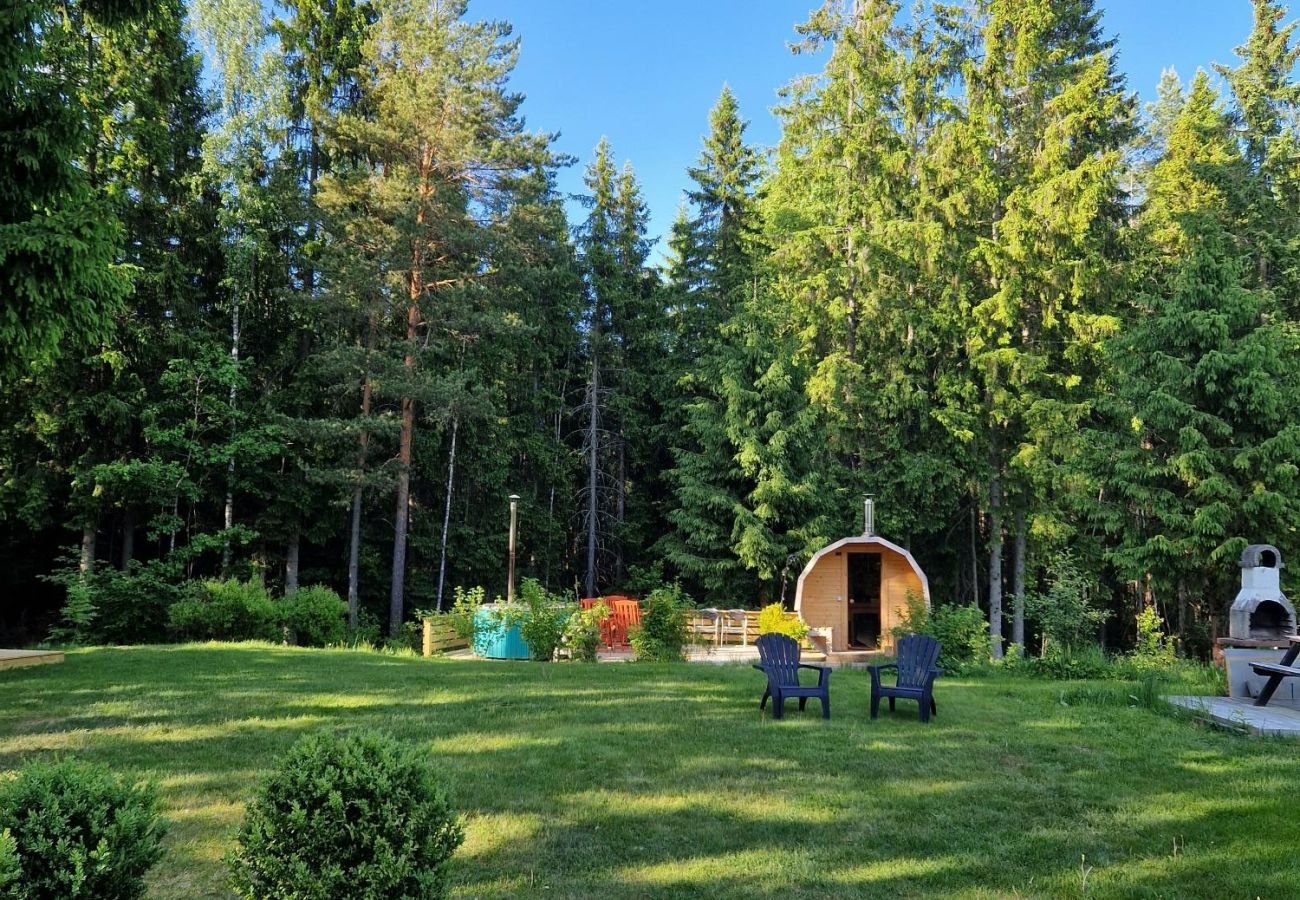 Ferienhaus in Flen - Ferienhaus im Herzen von Sörmland mit eigenem Boot, Sauna und Spa