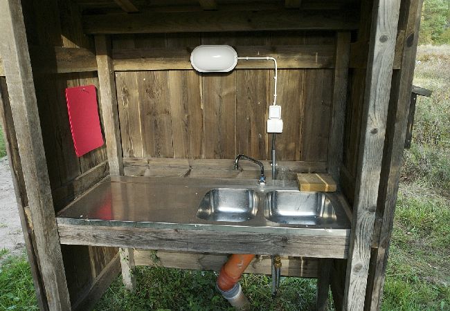 Ferienhaus in Horn - Schönes Block-Ferienhaus unweit vom See mit Möglichkeit zur Motorbootmiete Ferienhaus in Horn - Schönes Block-Ferienhaus unweit vom See mit Möglichkeit zur Motorbootmiete