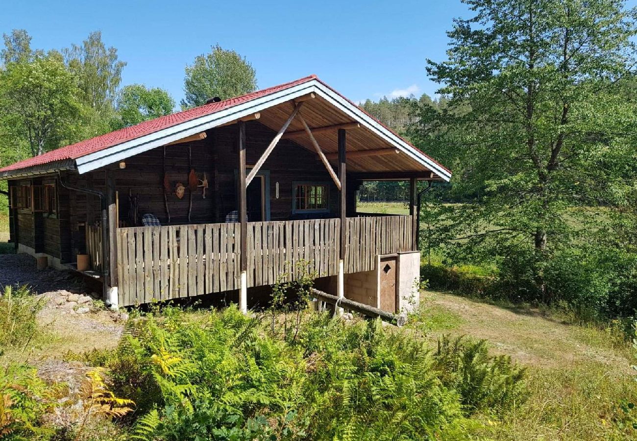 Ferienhaus in Horn - Schönes Block-Ferienhaus unweit vom See mit Möglichkeit zur Motorbootmiete