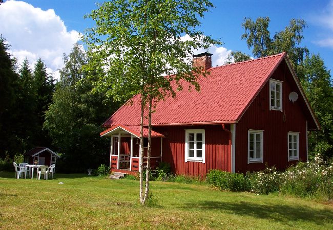  in Hagfors - Urlaub mitten im Wald in Mittelschweden