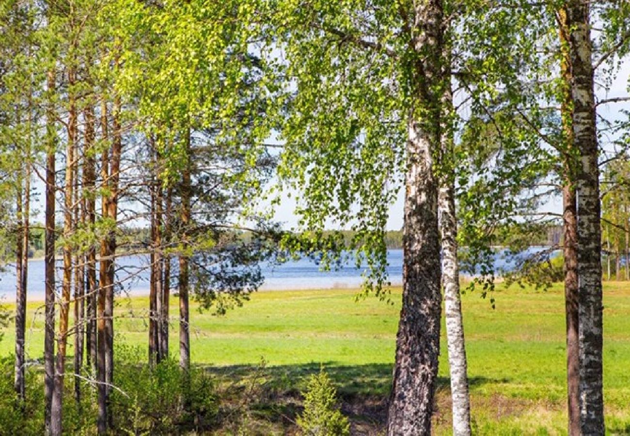 Ferienhaus in Kristinehamn - Ferienhaus mit Seeblick über den Kväggensee