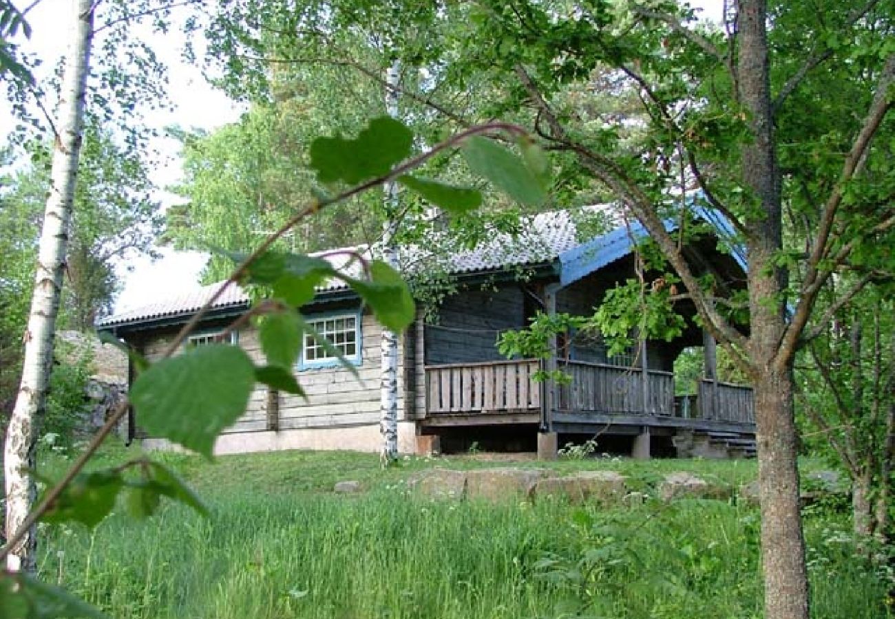 Ferienhaus in Horn - Gemütliche Blockhütte in Seenähe in wunderbarer Natur
