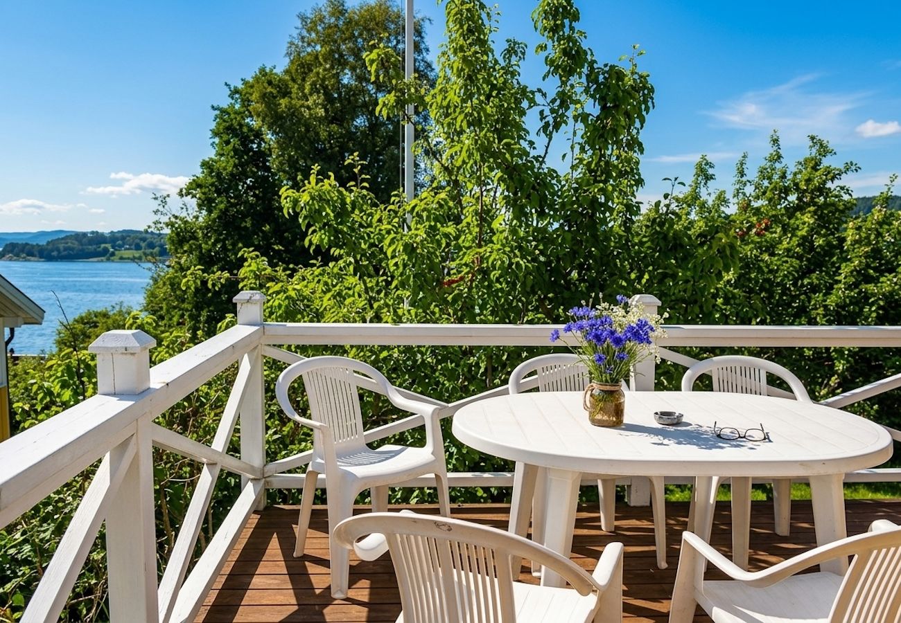 Ferienhaus in Ljungskile - Ferienhaus mit Meerblick in Bohuslän