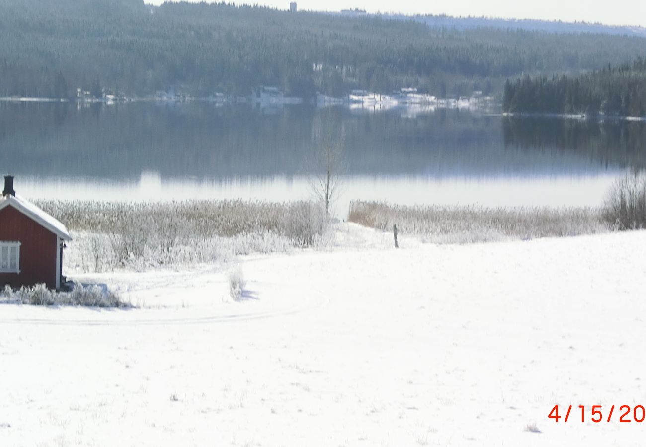 Ferienhaus in Storå - Komplett renoviertes Ferienhaus am See in Bergslagen