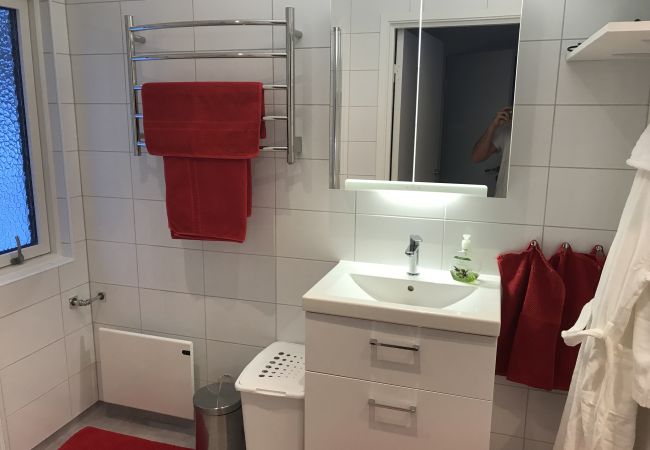 Ferienhaus in Uddevalla - Komfort-Ferienhaus am Meer in Südlage an der Westküste Ferienhaus in Uddevalla - Komfort-Ferienhaus am Meer in Südlage an der Westküste