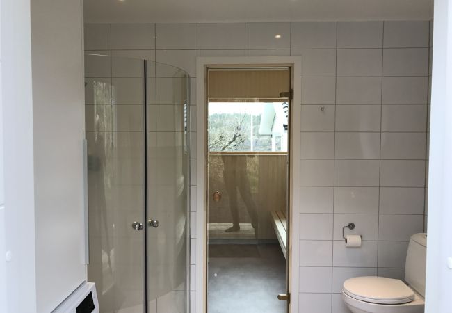 Ferienhaus in Uddevalla - Komfort-Ferienhaus am Meer in Südlage an der Westküste Ferienhaus in Uddevalla - Komfort-Ferienhaus am Meer in Südlage an der Westküste