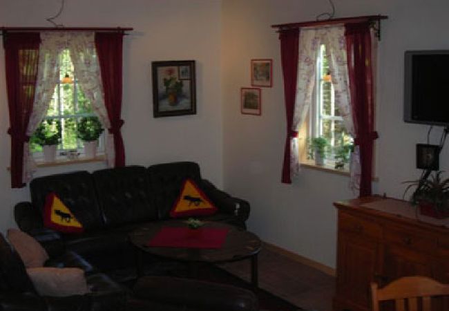 Ferienhaus in Bjärnum - 2 Ferienhäuser mit Sauna und Whirlpool direkt am See Ferienhaus in Bjärnum - 2 Ferienhäuser mit Sauna und Whirlpool direkt am See