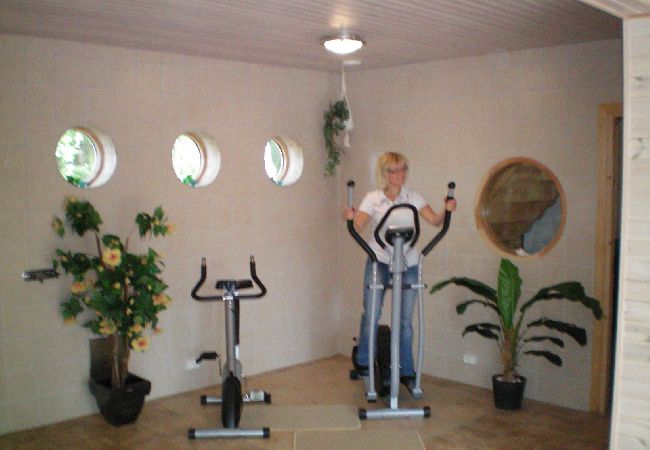 Ferienhaus in Bjärnum - 2 Ferienhäuser mit Sauna und Whirlpool direkt am See Ferienhaus in Bjärnum - 2 Ferienhäuser mit Sauna und Whirlpool direkt am See