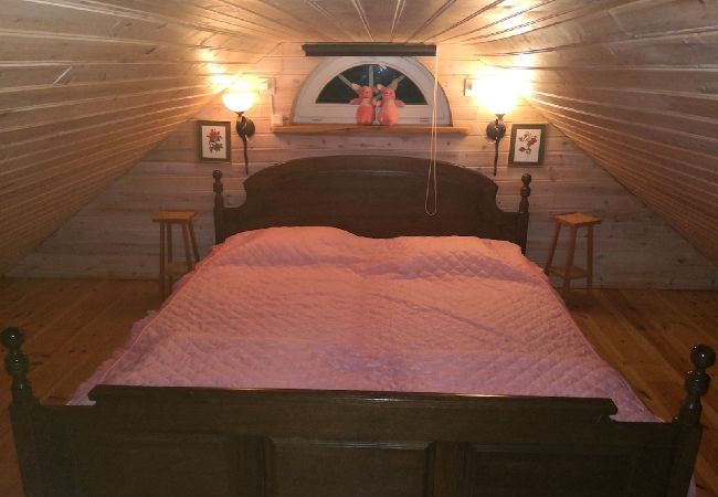 Ferienhaus in Bjärnum - 2 Ferienhäuser mit Sauna und Whirlpool direkt am See Ferienhaus in Bjärnum - 2 Ferienhäuser mit Sauna und Whirlpool direkt am See