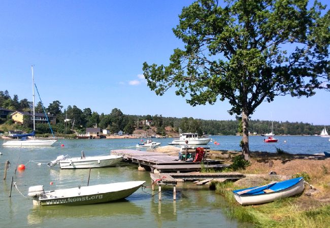 Ferienwohnung in Saltsjöbaden - Künstlervilla in den Schären Stockholms mit Meerblick nach drei Seiten Ferienwohnung in Saltsjöbaden - Künstlervilla in den Schären Stockholms mit Meerblick nach drei Seiten