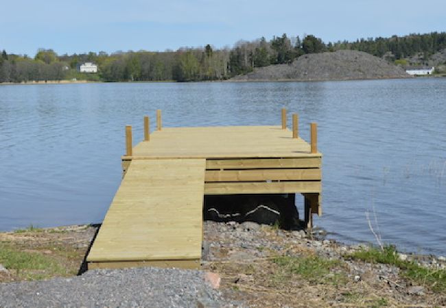 Ferienhaus in Vikbolandet - Angler-Ferienhaus 50 Meter vom Wasser 