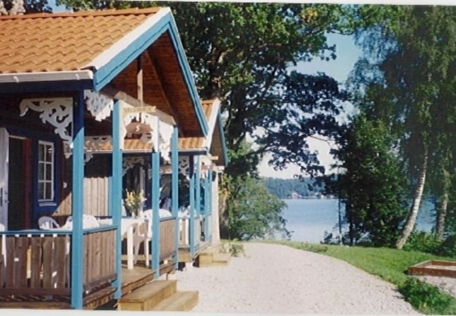 Ferienhaus in Ulricehamn - Seebungalow am Åsundensee zum Angeln, Baden oder einfach nur Relaxen