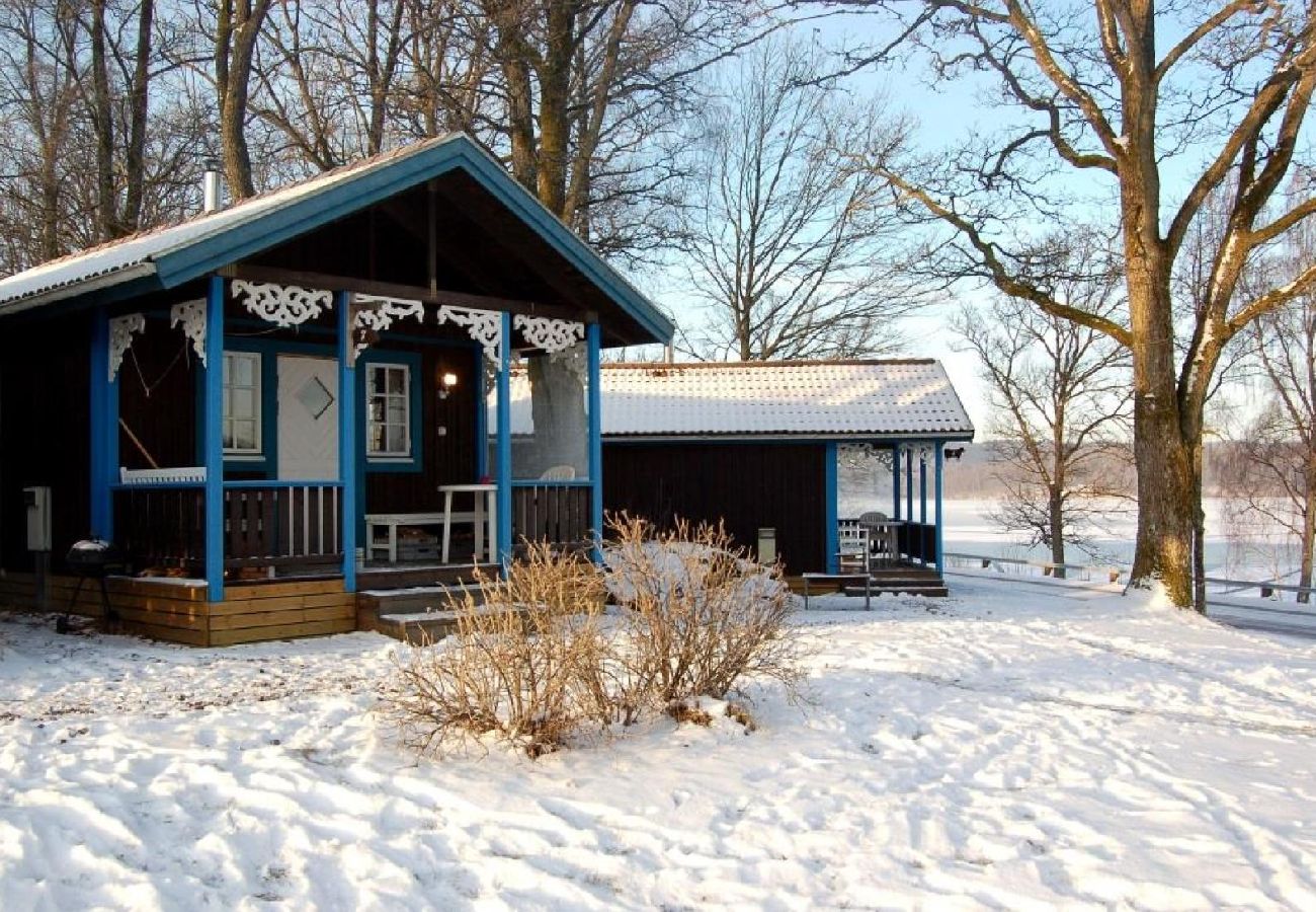 Ferienhaus in Ulricehamn - Seebungalow am Åsundensee zum Angeln, Baden oder einfach nur Relaxen