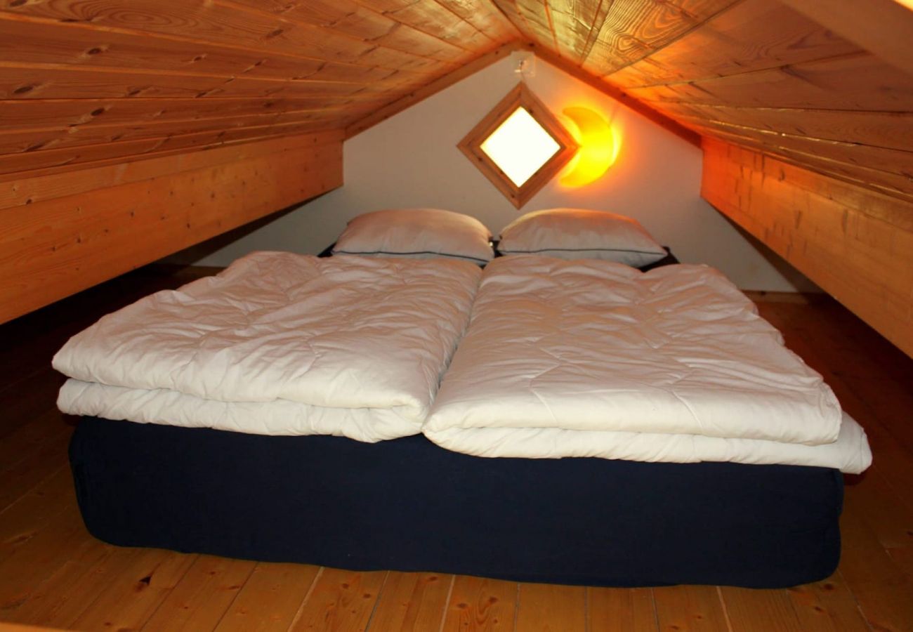 Ferienhaus in Ulricehamn - Seebungalow am Åsundensee zum Angeln, Baden oder einfach nur Relaxen
