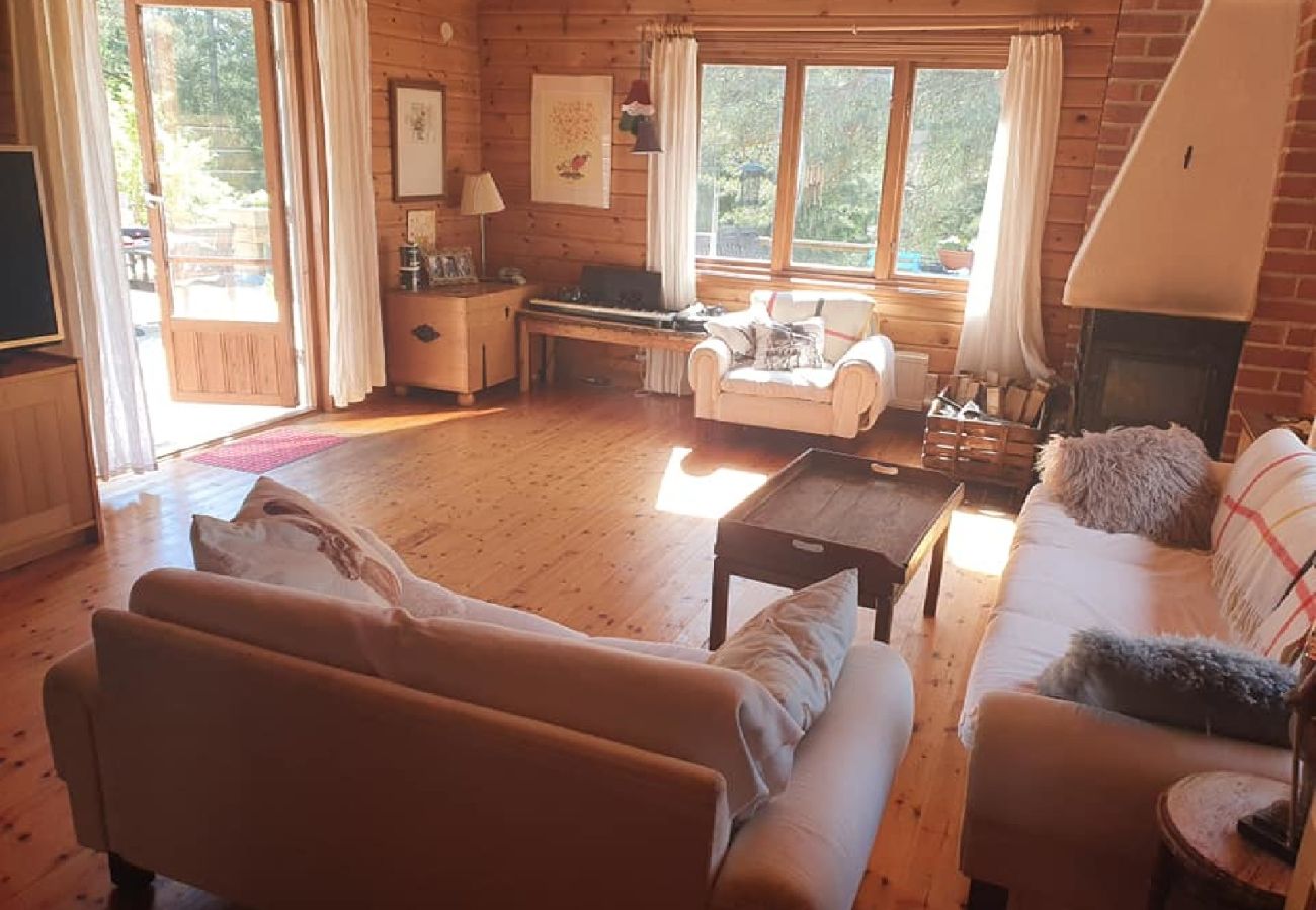 Ferienhaus in Stockholm - Tjällmora Stuga