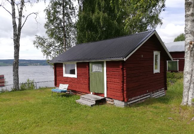 Ferienhaus in Hoting - Ferienhaus auf einem Seegrundstück am See Tåsjön Ferienhaus in Hoting - Ferienhaus auf einem Seegrundstück am See Tåsjön