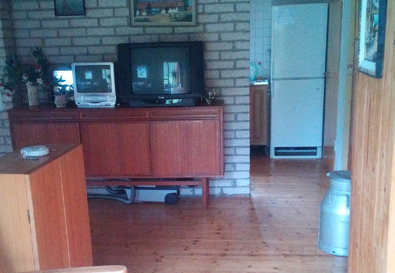 Ferienhaus in Berga - Einsames Häuschen mit eigener Badestelle