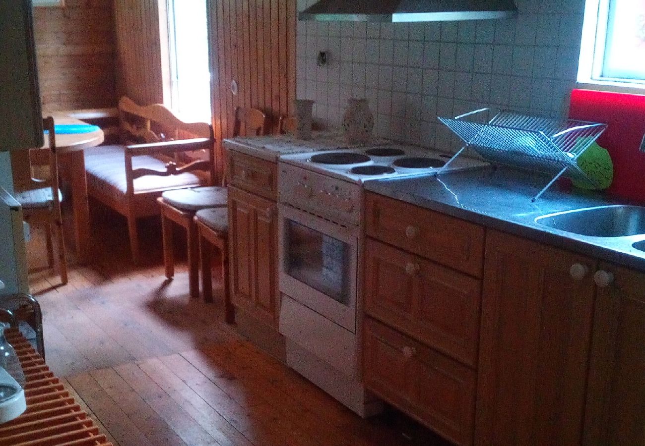 Ferienhaus in Berga - Einsames Häuschen mit eigener Badestelle