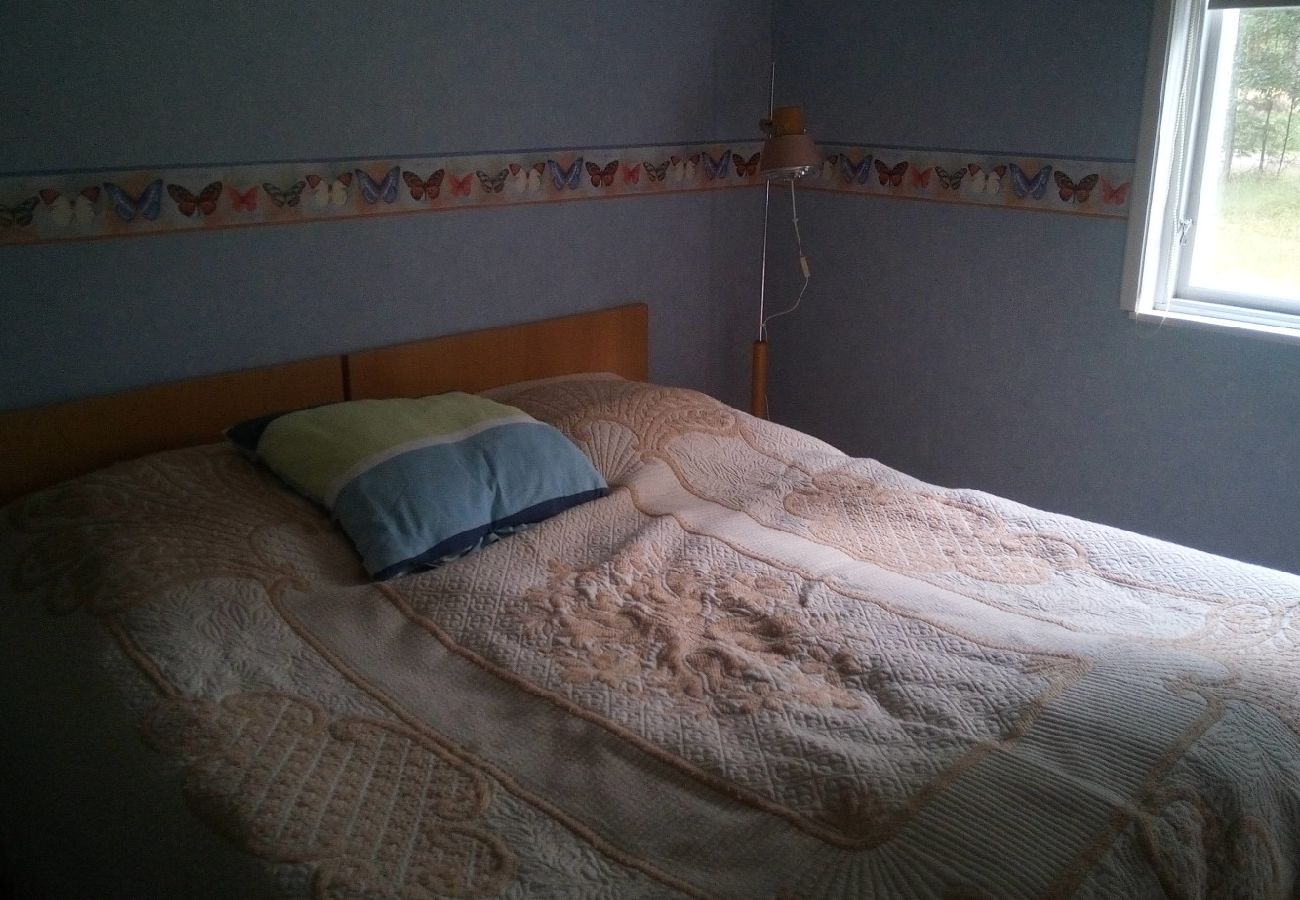 Ferienhaus in Berga - Einsames Häuschen mit eigener Badestelle