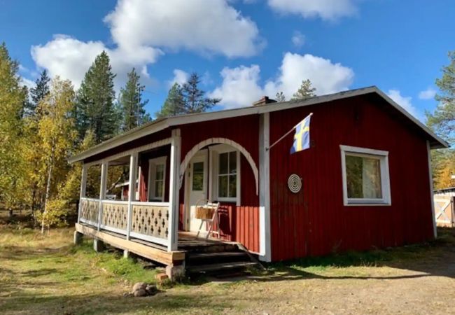 Ferienhaus in Nattavaaraby - In der Wildnis am See und wunderschöner Natur (ohne Strom, Wasser, Badezimmer)