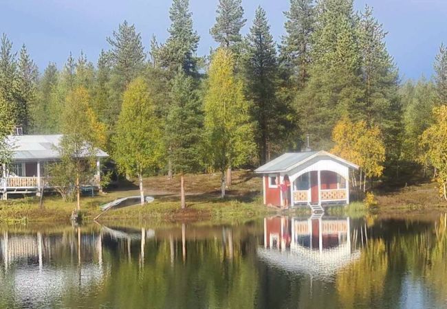 Ferienhaus in Nattavaaraby - In der Wildnis am See und wunderschöner Natur (ohne Strom, Wasser, Badezimmer)