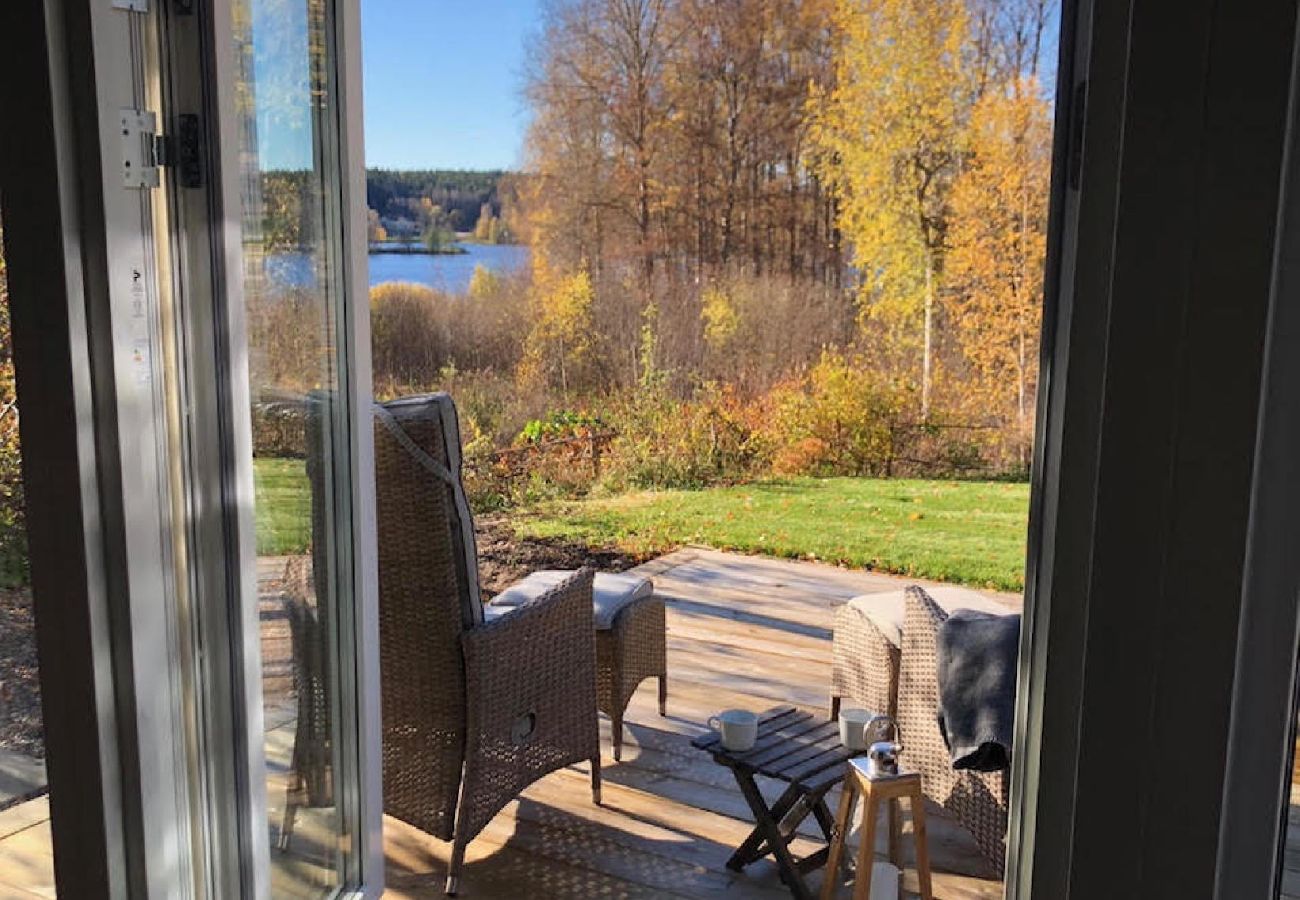 Ferienhaus in Stavsjö - Schöne Studio Ferienwohnung mit Seeblick in Sörmland
