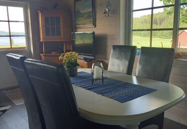 Ferienhaus in Karl Gustav - Wikinger-Ferienhaus mit Seeblick und hervorragenden Angelmöglichkeiten Ferienhaus in Karl Gustav - Wikinger-Ferienhaus mit Seeblick und hervorragenden Angelmöglichkeiten