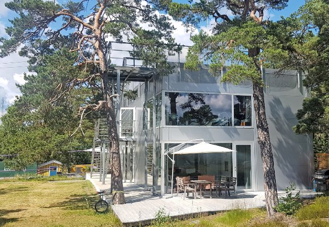 Ferienwohnung in Saltsjöbaden - Fantastische Architektenvilla am Wasser
