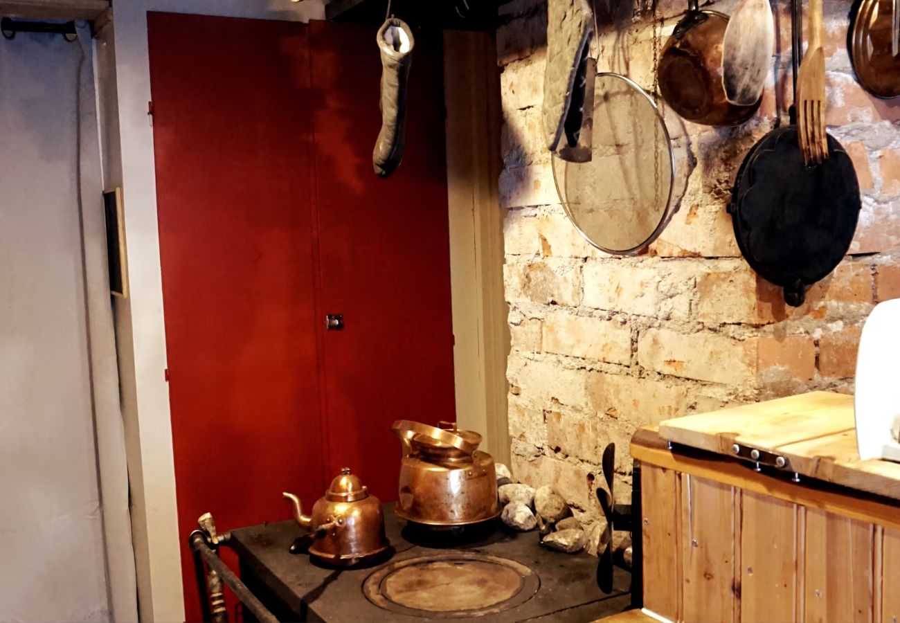 Ferienhaus in Kopparberg - Ferienhütte am Waldrand in Bergslagen