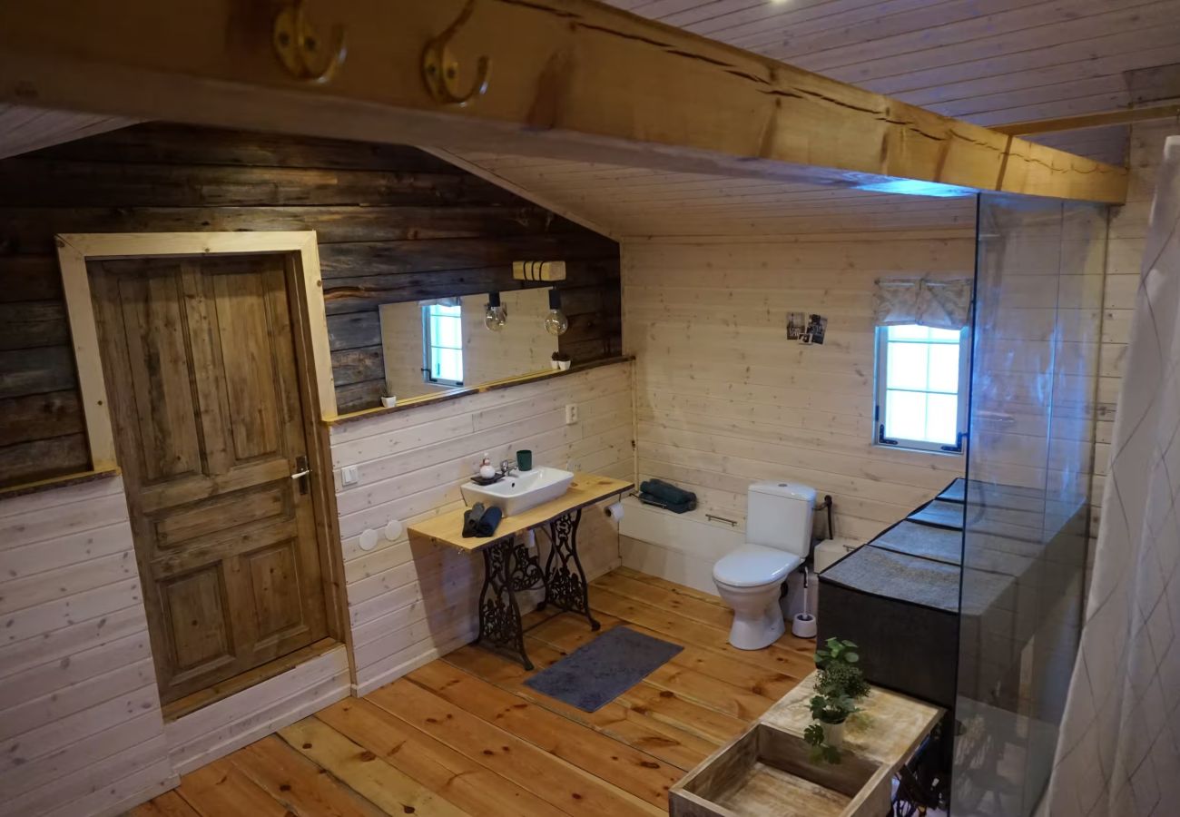 Ferienhaus in Kopparberg - Ferienhütte am Waldrand in Bergslagen