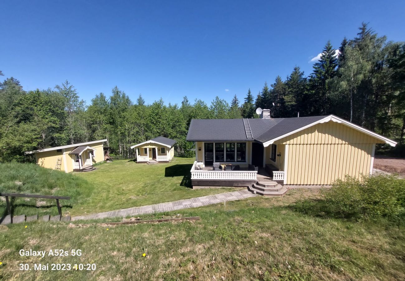 Ferienhaus in Vena - Idyllische ländliche einsame Lage. Erholung und Ruhe mit Nähe zum See Ver