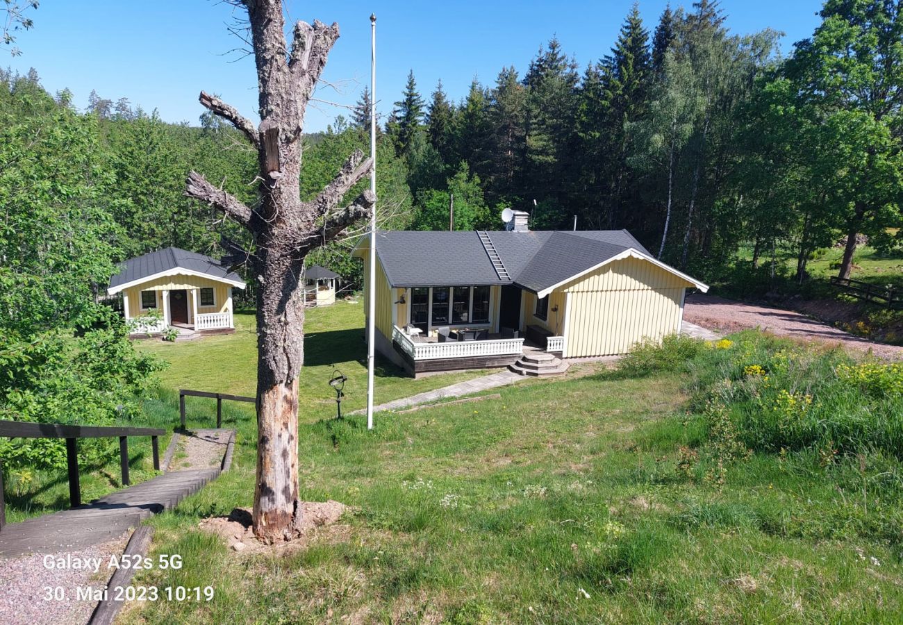 Ferienhaus in Vena - Idyllische ländliche einsame Lage. Erholung und Ruhe mit Nähe zum See Ver