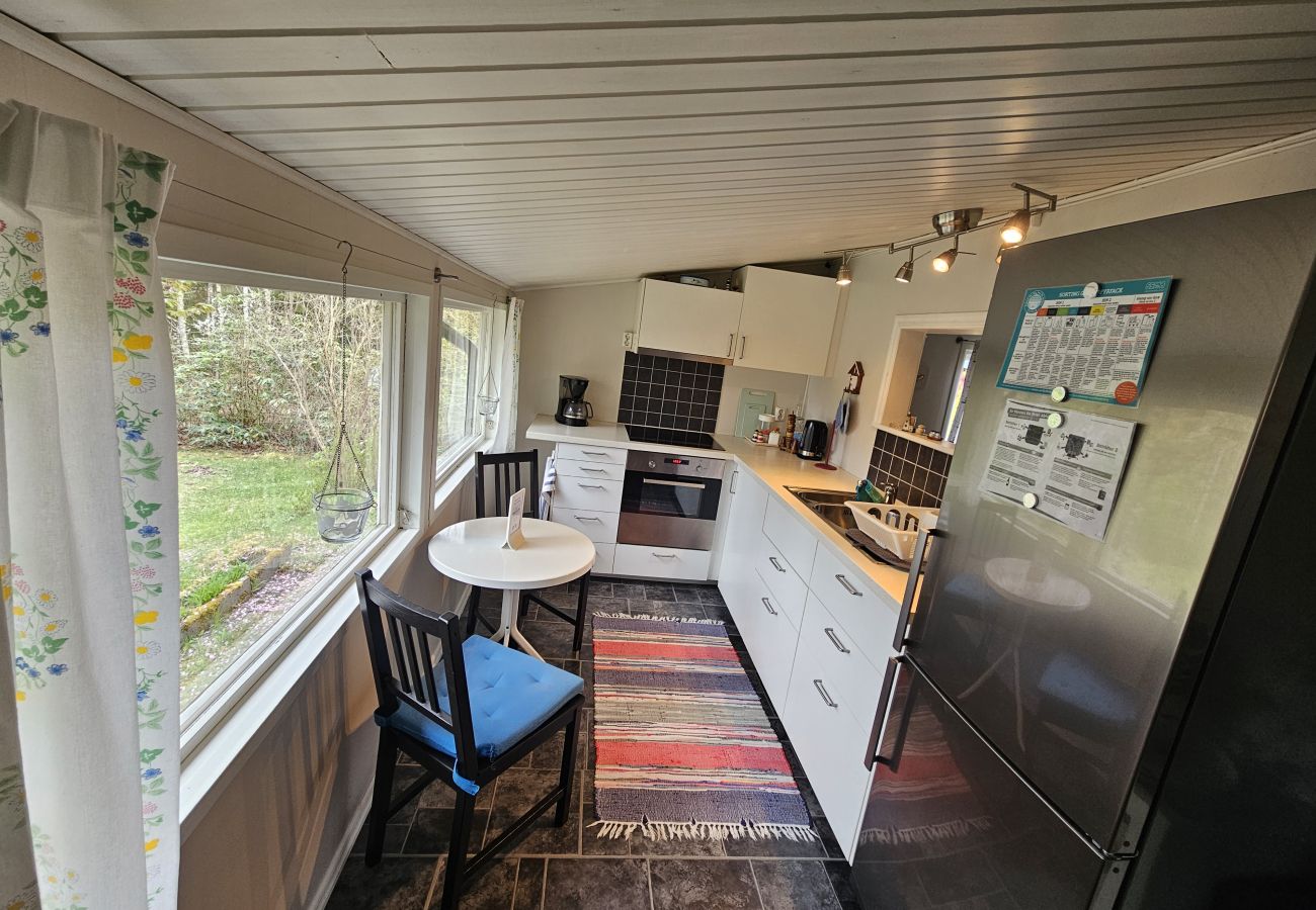 Ferienhaus in Hallaryd - Urlaub am See mit Wifi und eigenem Boot