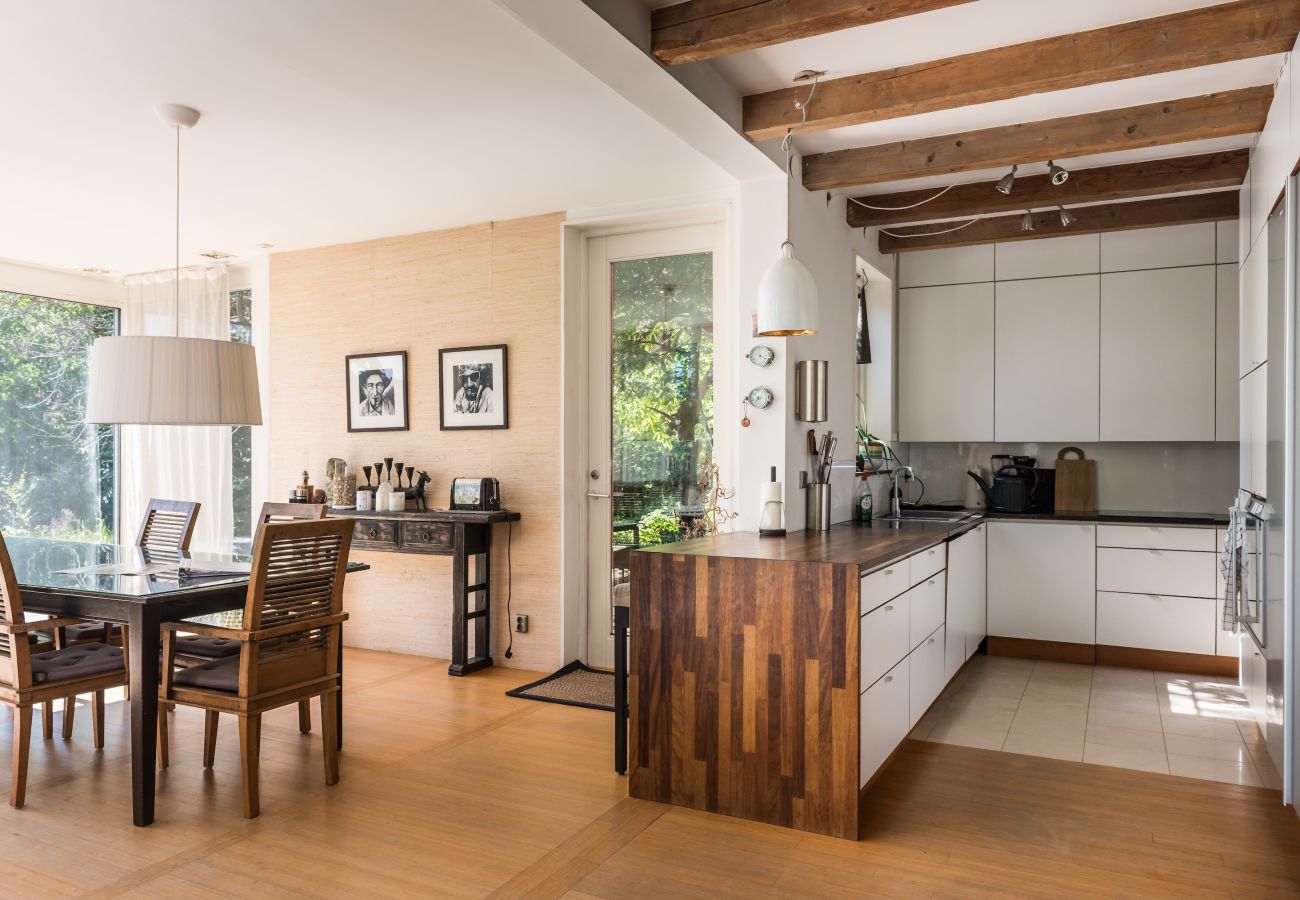Ferienhaus in Värmdö - Komfort-Ferienhaus mit Meerblick bei Stockholm