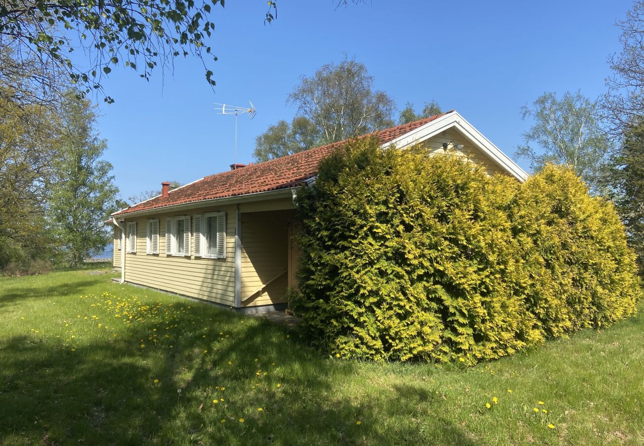 Ferienhaus in Bergkvara - Ferienhaus mit Meerblick in den Schären