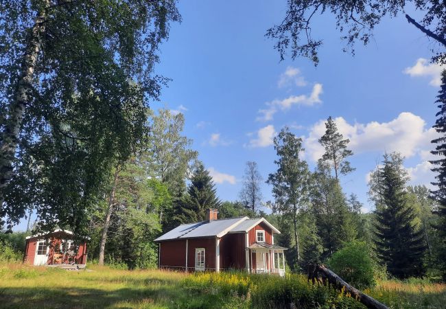 Ferienhaus in Nora - Erleben Sie einen echten Natururlaub