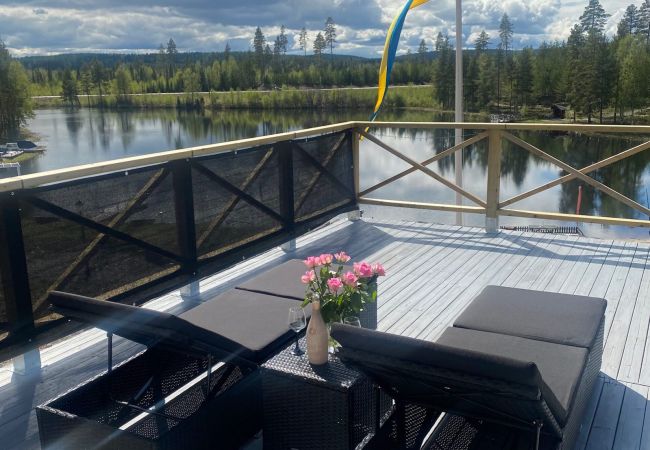 Ferienhaus in Vännäs - Modernes Ferienhaus mit fantastischer Seelage