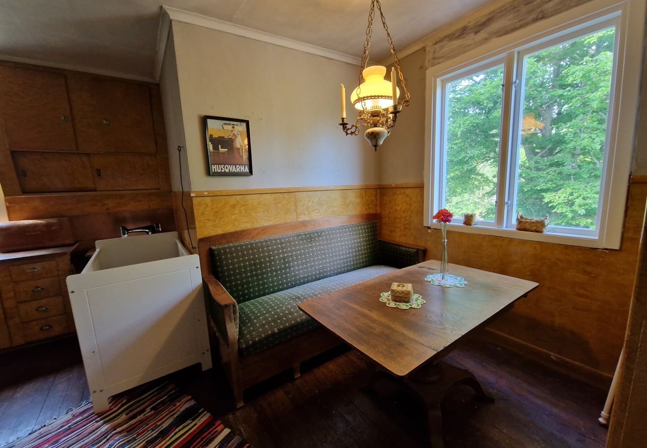 Landhaus in Gullabo - Urlaub zwischen Wald und Pferdekoppeln in Småland