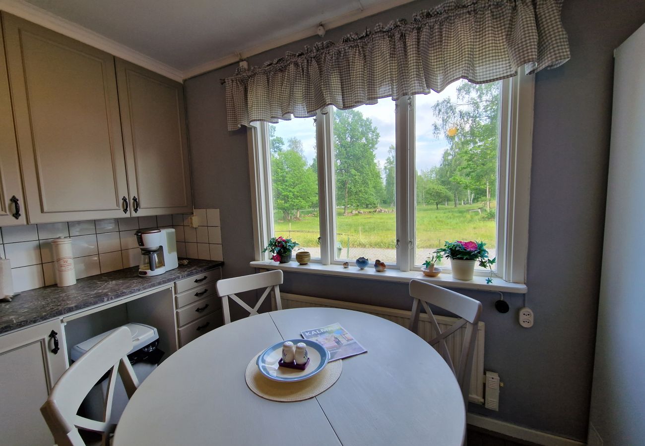 Landhaus in Gullabo - Urlaub zwischen Wald und Pferdekoppeln in Småland
