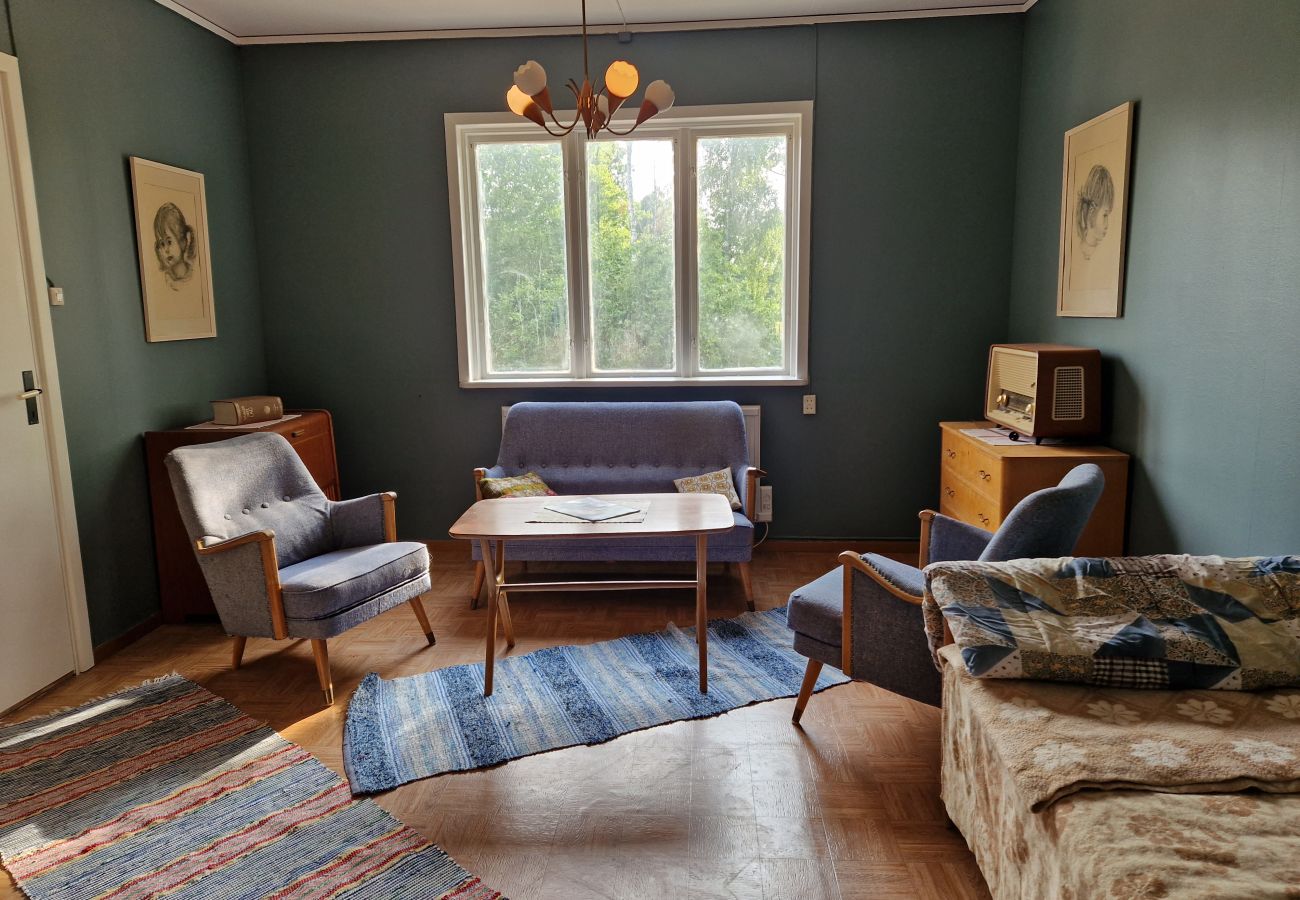 Landhaus in Gullabo - Urlaub zwischen Wald und Pferdekoppeln in Småland