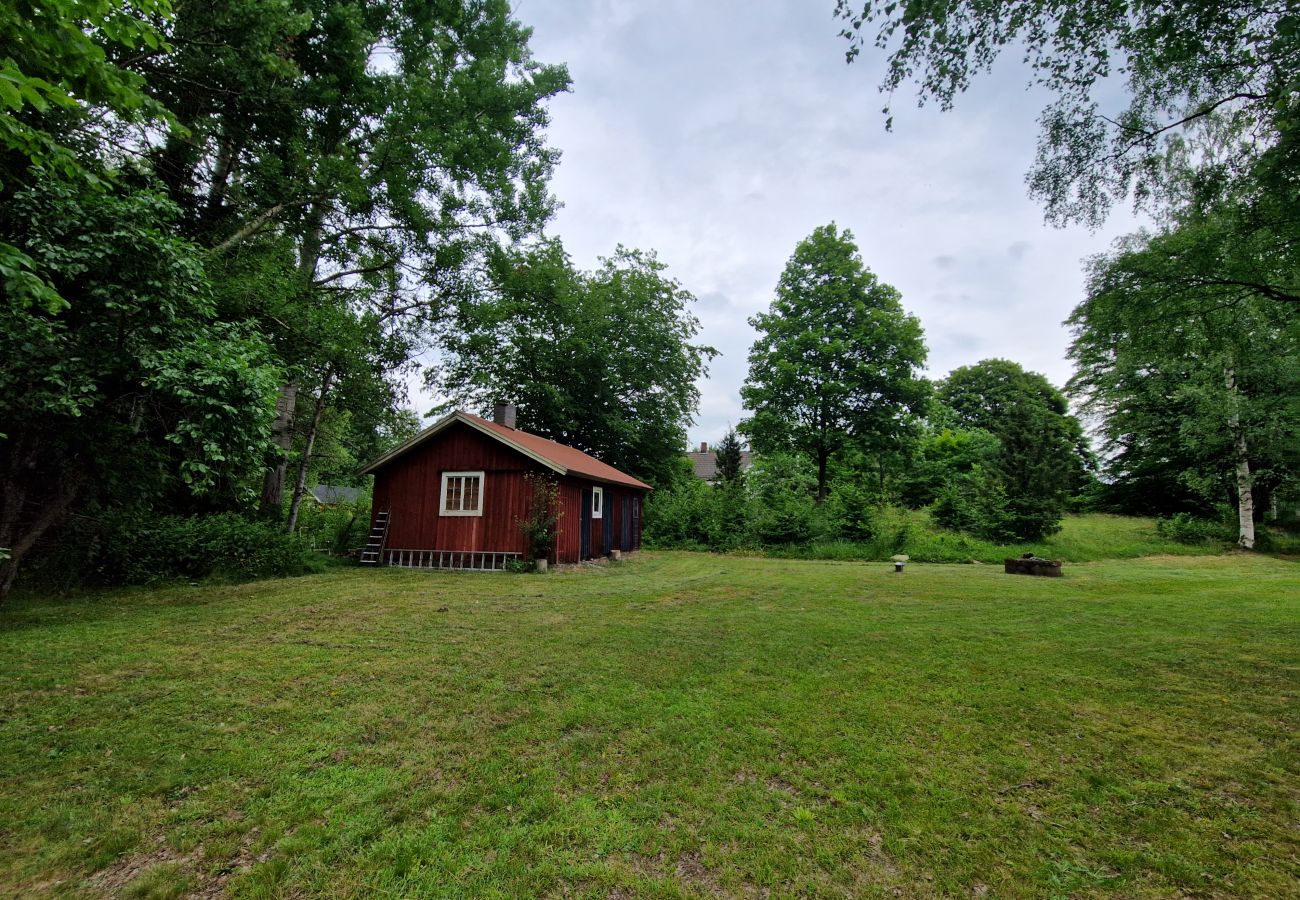 Ferienhaus in Gullabo - Urlaub zwischen Wald und Pferdekoppeln in Småland