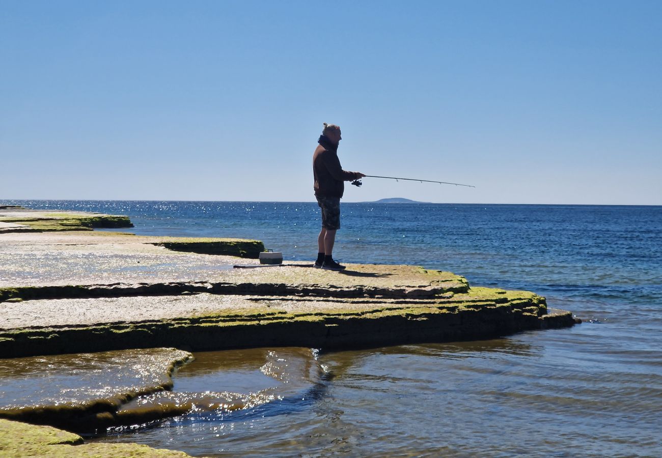 Ferienhaus in Gullabo - Urlaub zwischen Wald und Pferdekoppeln in Småland