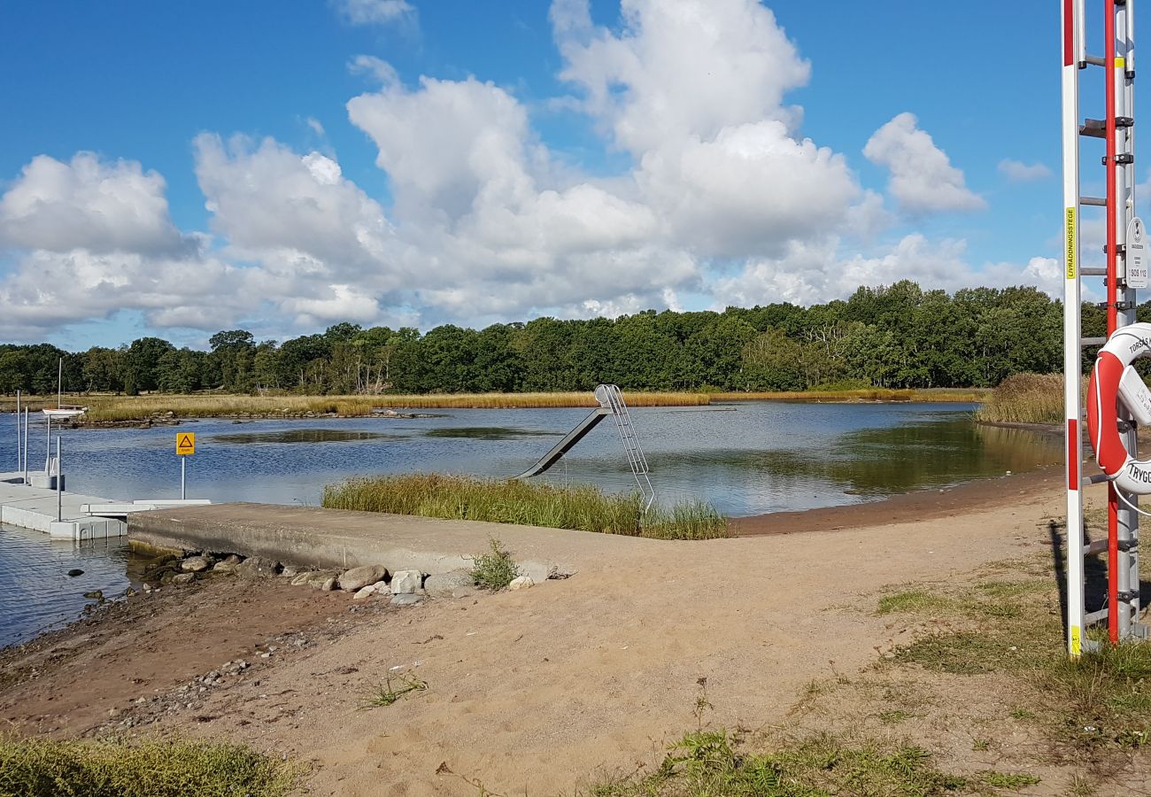 Landhaus in Gullabo - Urlaub zwischen Wald und Pferdekoppeln in Småland