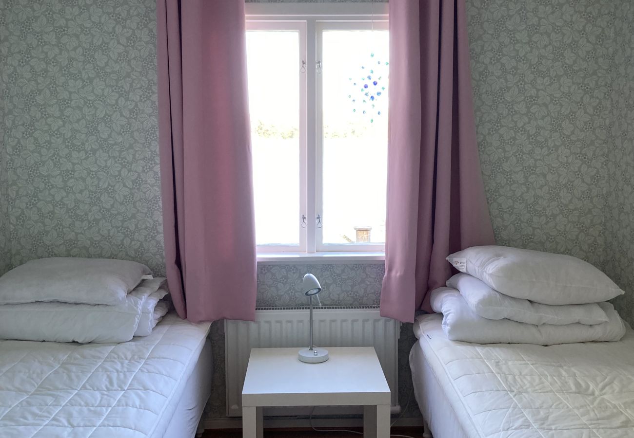 Ferienhaus in Ryd - Wunderbare Ferienhauslage direkt am See in Småland